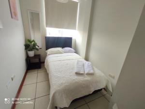 DEPARTAMENTO con BALCÓN DE 3 HABITACIONES CERCA DE TODO