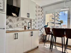 CG630 - Nuevo - 1 dorm - Vistas lateral al mar - Wifi - Centro a 50 metros, Playa a 650 metros