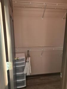 Private Master Bedroom 1, EnSuite Bathroom, Desk, TV