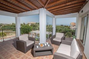 Villa Akefalo - Beautiful 3 Bedroom Protaras Villa With Private Pool