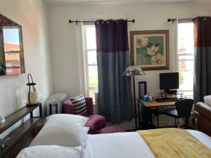 Santa Cruise Rooms and hospitality - Ubytování bez kategorie ve městě Brooklyn