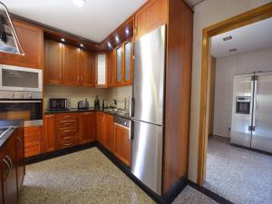 Tasteful Braga Villa 4 Bedrooms Villa Helena Private Pool