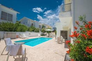 Central Protaras Villa 3 Bedrooms Private Pool Villa Dafnis Morfi