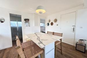 Appartements L adresse revee Balcon vue mer : photos des chambres