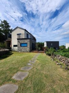 Hallim House