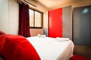 Bright &Cozy 3 Bedroom Apartment Central Location