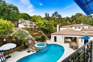 Grand Mediterranean Villa in La Jolla Hillside