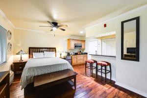 Sail, Swim, Explore Naples Studio Near Everglades