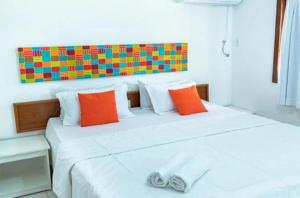 Apto Condomínio com Piscina