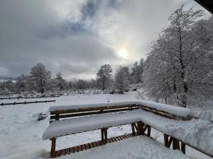 Casa Las Raíces - Relajo con tinaja y vista al volcán, a minutos de Corralco