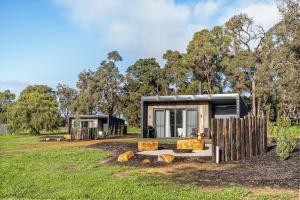 Chalet Coast Walburra Brook