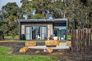 Chalet Coast Walburra Brook