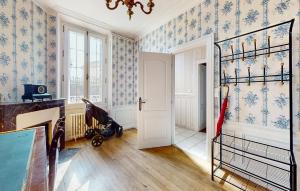Maisons de vacances Maison Avec Jardin : photos des chambres