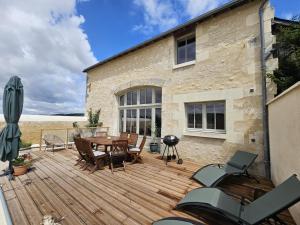 Maisons de vacances Charmant Gite 6 Pers avec Piscine Privee et Jardin, Avon-les-Roches - FR-1-381-629 : photos des chambres