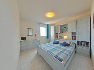 Appartement T3 mezzanine, climatisé, à 150m de la plage - FR-1-826-13