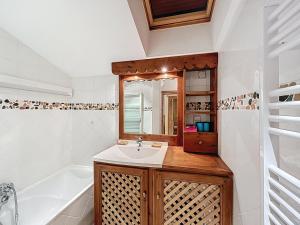 Appartement 2 chambres, mezzanine, vue Mont Blanc, proche village, parking - FR-1-560-164