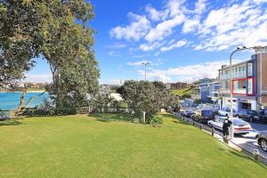 Bondi Heaven Beachfront Apartment