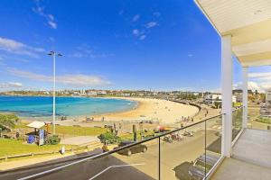 Bondi Heaven Beachfront Apartment