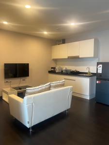 Cozy 2BR Apartment Near Nimman #B603