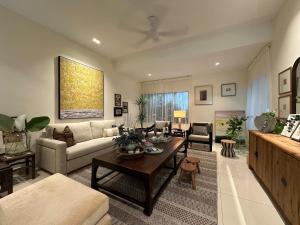 Ahaus 28 Damansara Height 8-10pax - Ferienhäuser, Kuala Lumpur