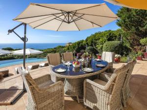 Villa Vale De Lapa, Amazing Sea Views, Heated Swimming Pool, Jacuzzi