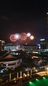 Vintage Luxx-Solemare Parksuites Free Pool Access!