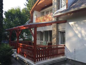 Suite Sir&aacute;ly Apartman Balatonfűzfő Ungarn