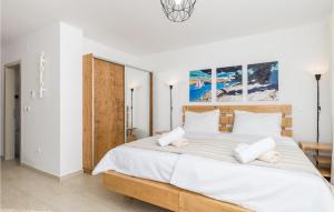 2 Bedroom Stunning Home In Miholascica