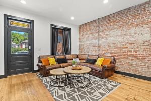 Unique Black Home in the Heart of Shelby Park