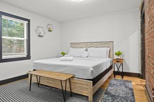 Unique Black Home in the Heart of Shelby Park