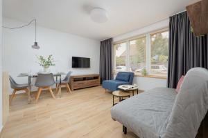 Atmospheric Apartment for 5 Peoples in Warsaw by Noclegi Renters