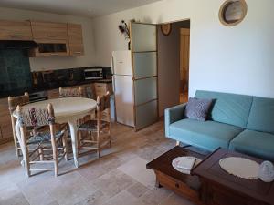 Charmant T1 en Provence Verte