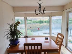 Private Bedroom at Riverfront House