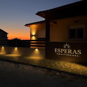 Esperas Apartments