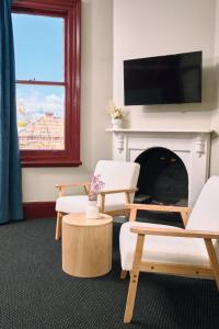 The Stirling Arms Hotel