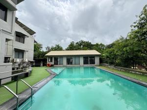 HoneyBee Resort Lonavala