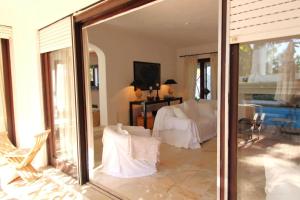 Charming Vale Do Lobo Retreat 3 Bedrooms Private Pool & Close To Amenities