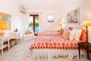 Charming Vale Do Lobo Retreat 3 Bedrooms Private Pool & Close To Amenities