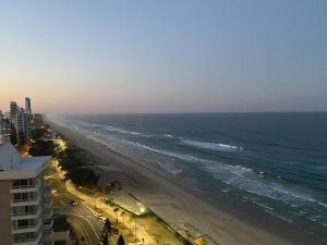 Hi Surf Beachfront Resort Apartments OFFICIAL SITE