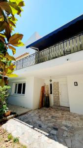 Bas de villa T3 avec piscine