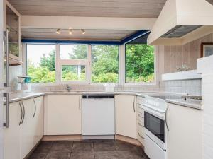 7 person holiday home in Henne-By Traum