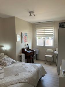 Maisons d'hotes La Roseraie residence pres de Vichy : photos des chambres