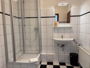 T&K Apartments - Nettetal - 3 Zimmer Wohnung - Privatparkplatz - 6 km bis Venlo