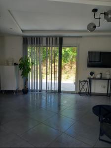 Charming house between city and countryside