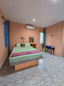 Cozy Modern House, Top Spot