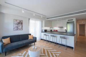 LIV Athinum 1 - Luxury Apartments