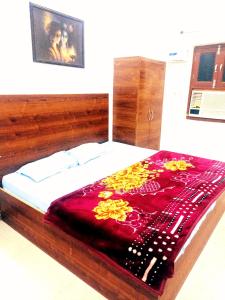 Shree Radharani Dham