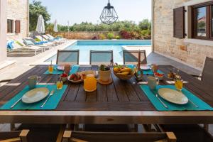 Villa Rova by Kompas Villas