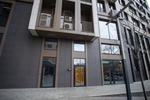 Petrovdom Apartments 17-183B in RC New York Concept House, 74 Antonovycha Street