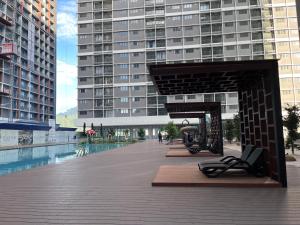 Pool View Studio - 168 Park Selayang